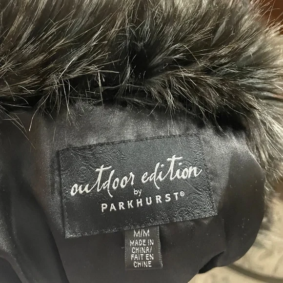 Vest - Picture 2 of 3